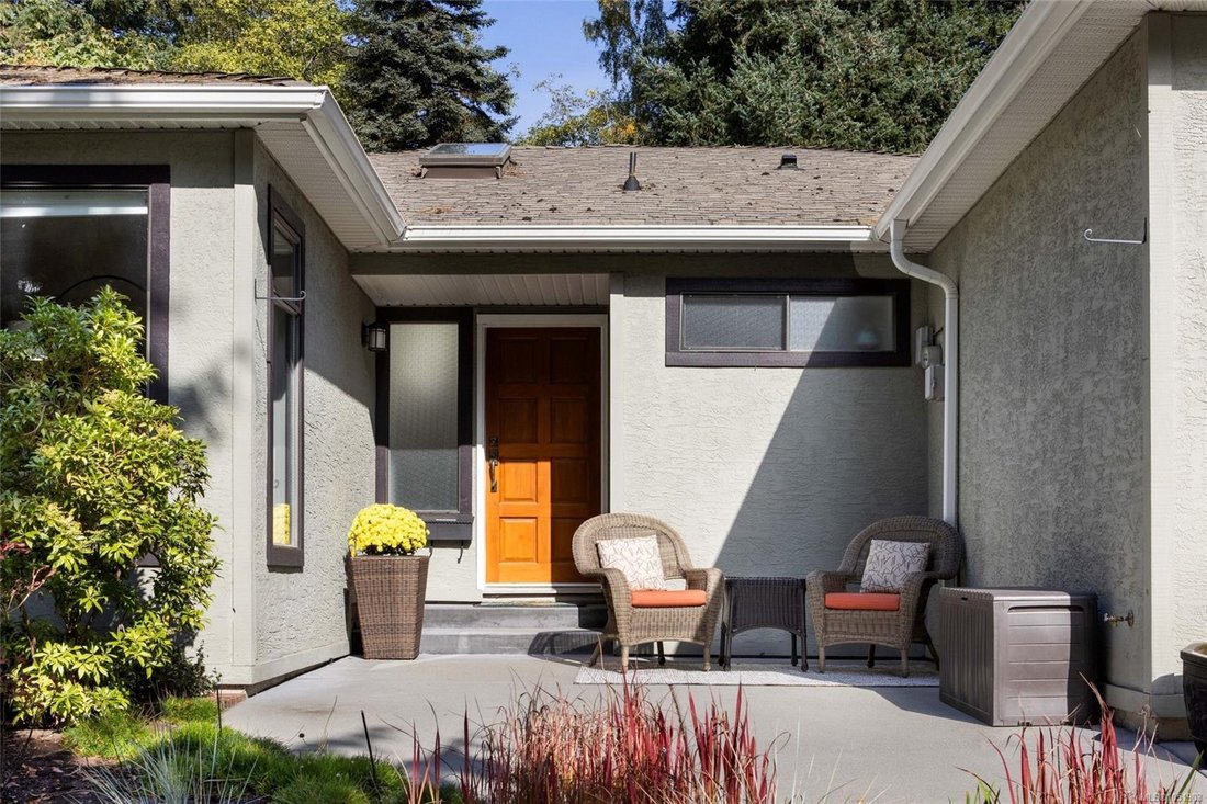 Casa en Saanich, Columbia Británica, Canadá 3 - 19097709