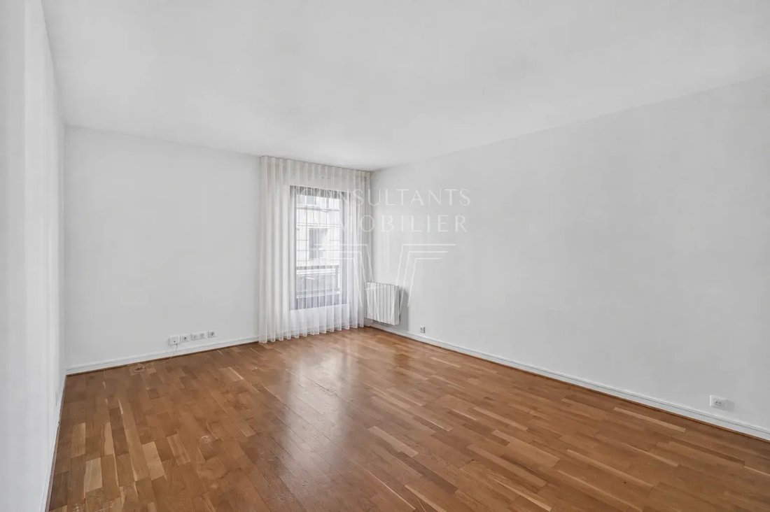 Apartamento en Perouses, París, Isla de Francia 3 - 19095376