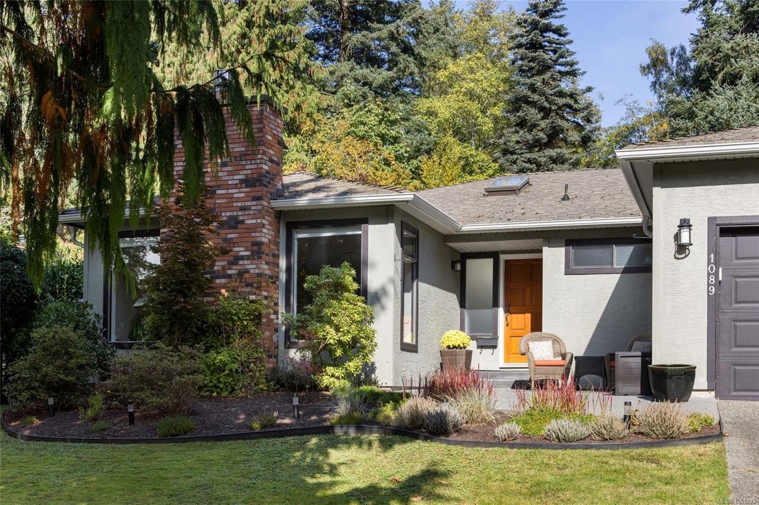 Casa en Saanich, Columbia Británica, Canadá 2 - 19097709