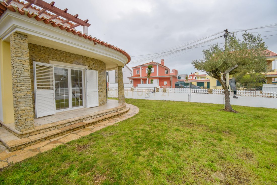 Villa in São João das Lampas, Lissabon, Portugal 1 - 15438826