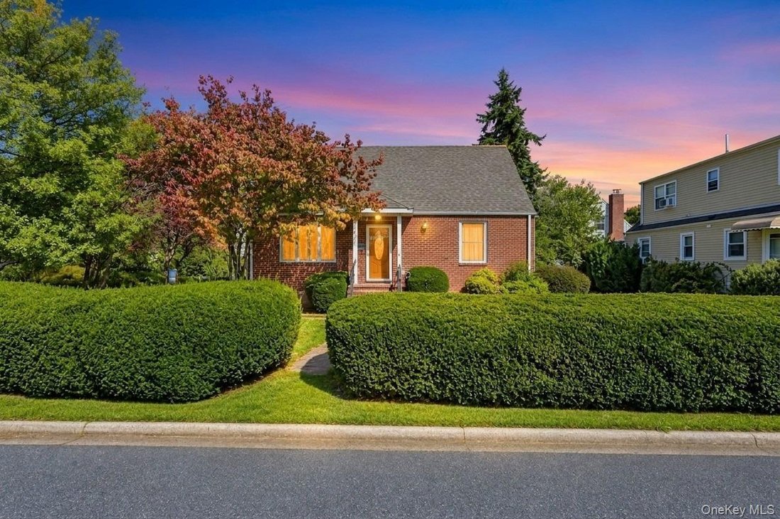Casa en Hicksville, Nueva York, Estados Unidos 1 - 19098032