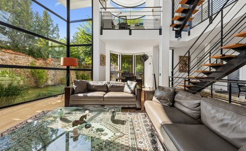 House in Saint-Cloud, Ile-de-France, France 1