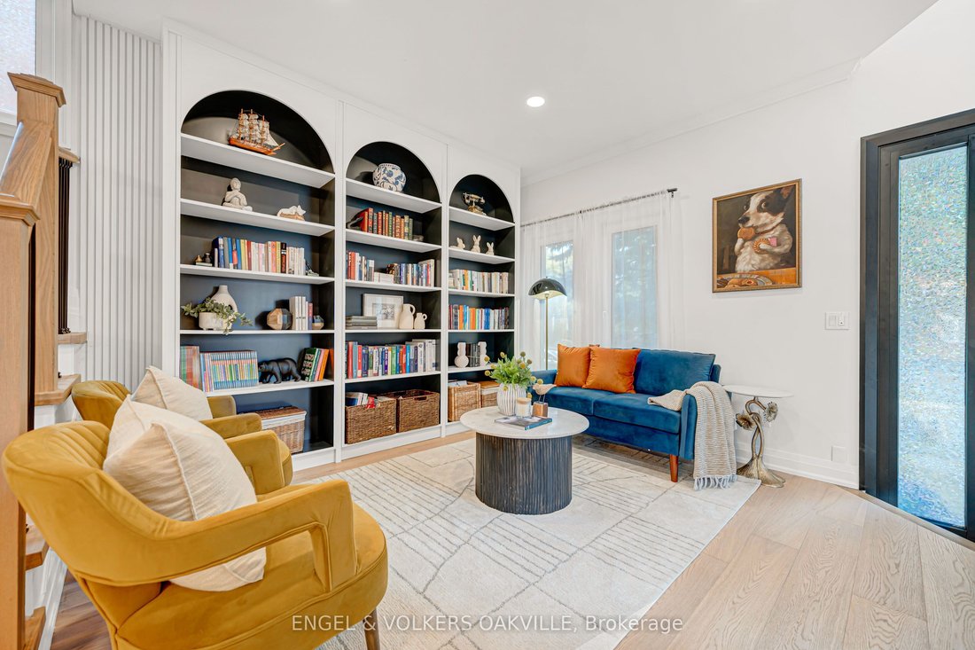 House in Oakville, Ontario, Canada 4 - 19097689