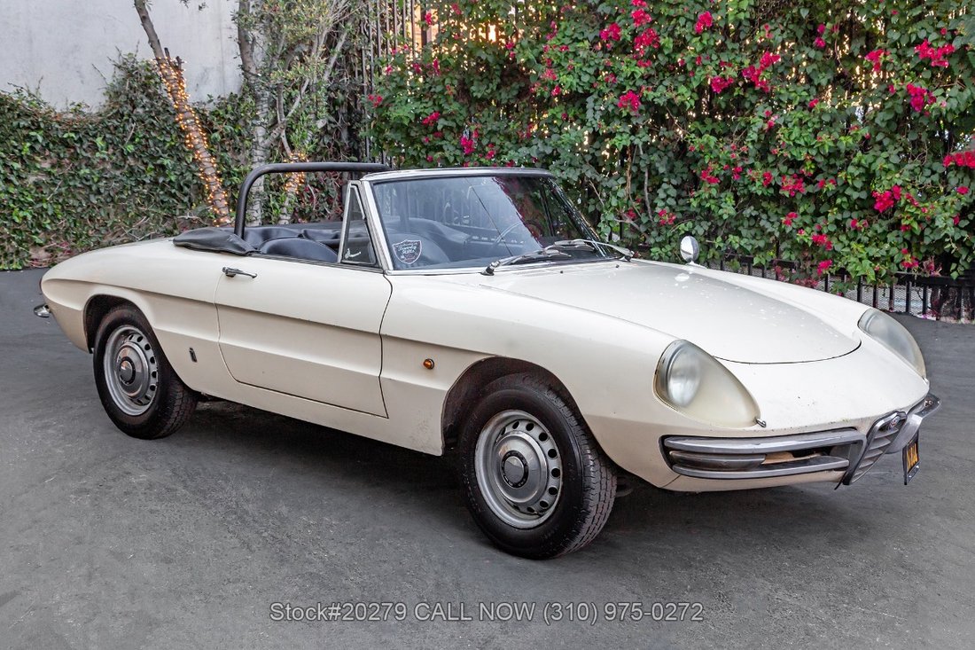 Alfa Romeo Giulia Spider 1600 in Los Angeles, CA 3 - 19097803