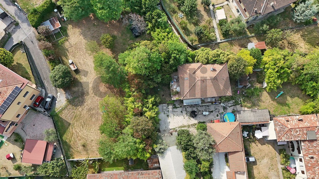 Terrain en Salò, Lombardie, Italie 3 - 19098192