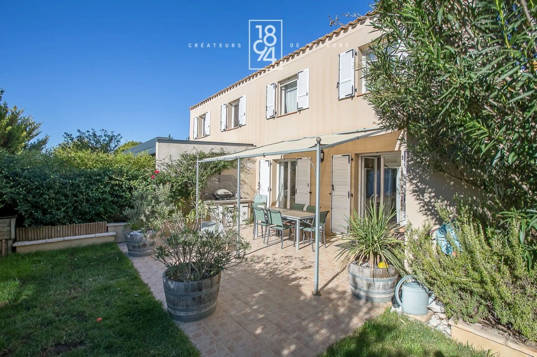Maison à Granettes-Jauberte-Sainte Anne, Aix-en-Provence, France 2 - 19097746