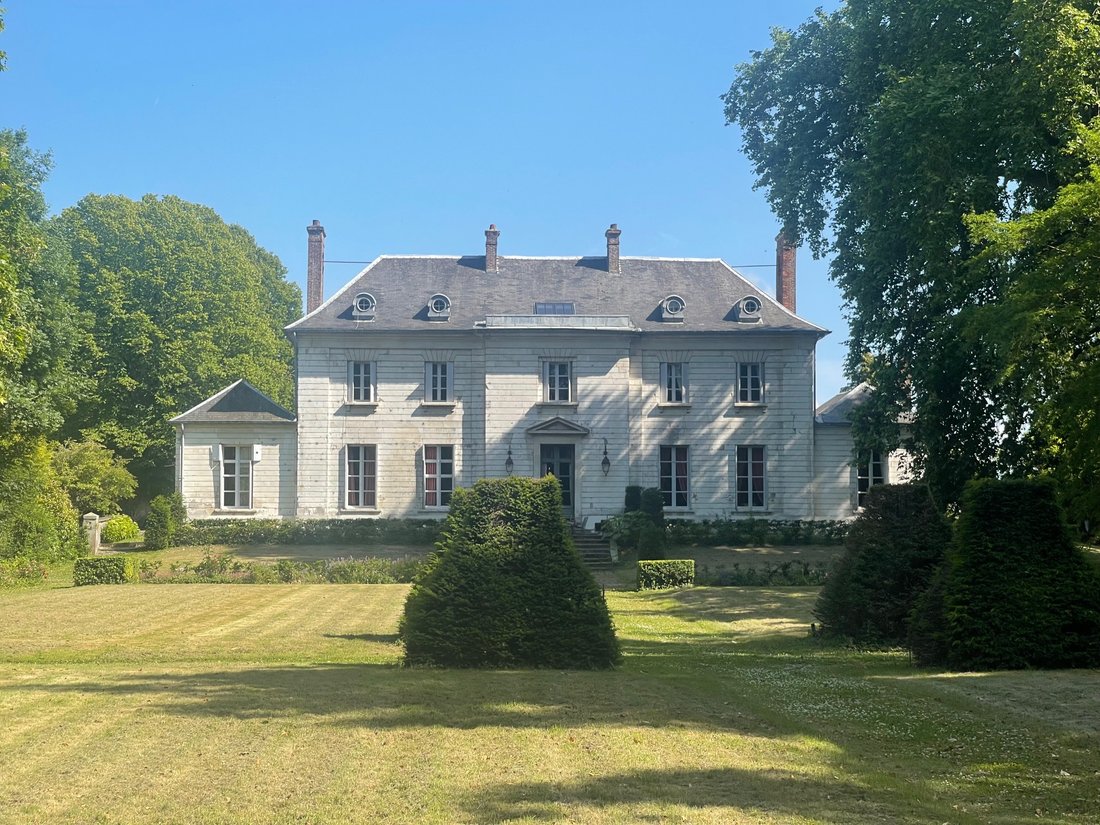 Schloss in Lanchères, Nordfrankreich, Frankreich 1 - 19097723