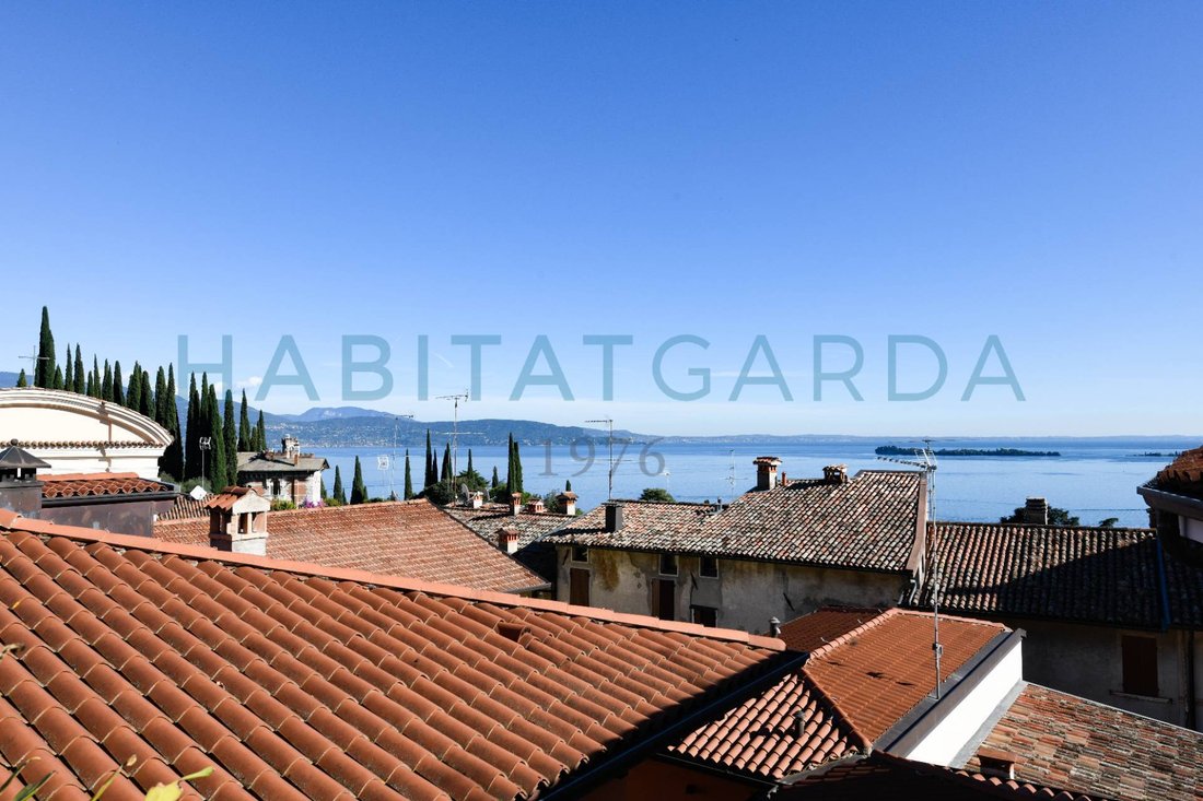 Casa en Gardone Riviera, Lombardía, Italia 1 - 19098845