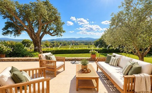 Haus in Grimaud, Provence-Alpes-Côte d'Azur, Frankreich 1