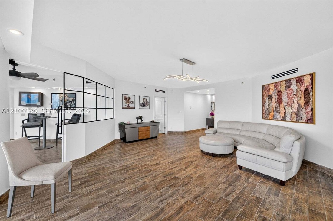 Condo in Golden Beach, Florida, United States 5 - 19097020