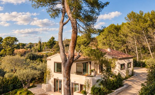 Casa en Est-Repentance-Les Trois Bons Dieux, Aix-en-Provence, Francia 1