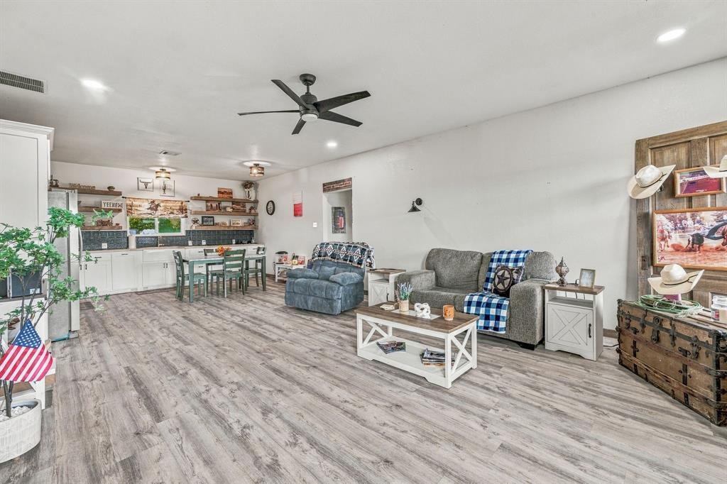 House in Meridian, Texas, United States 5 - 19097444