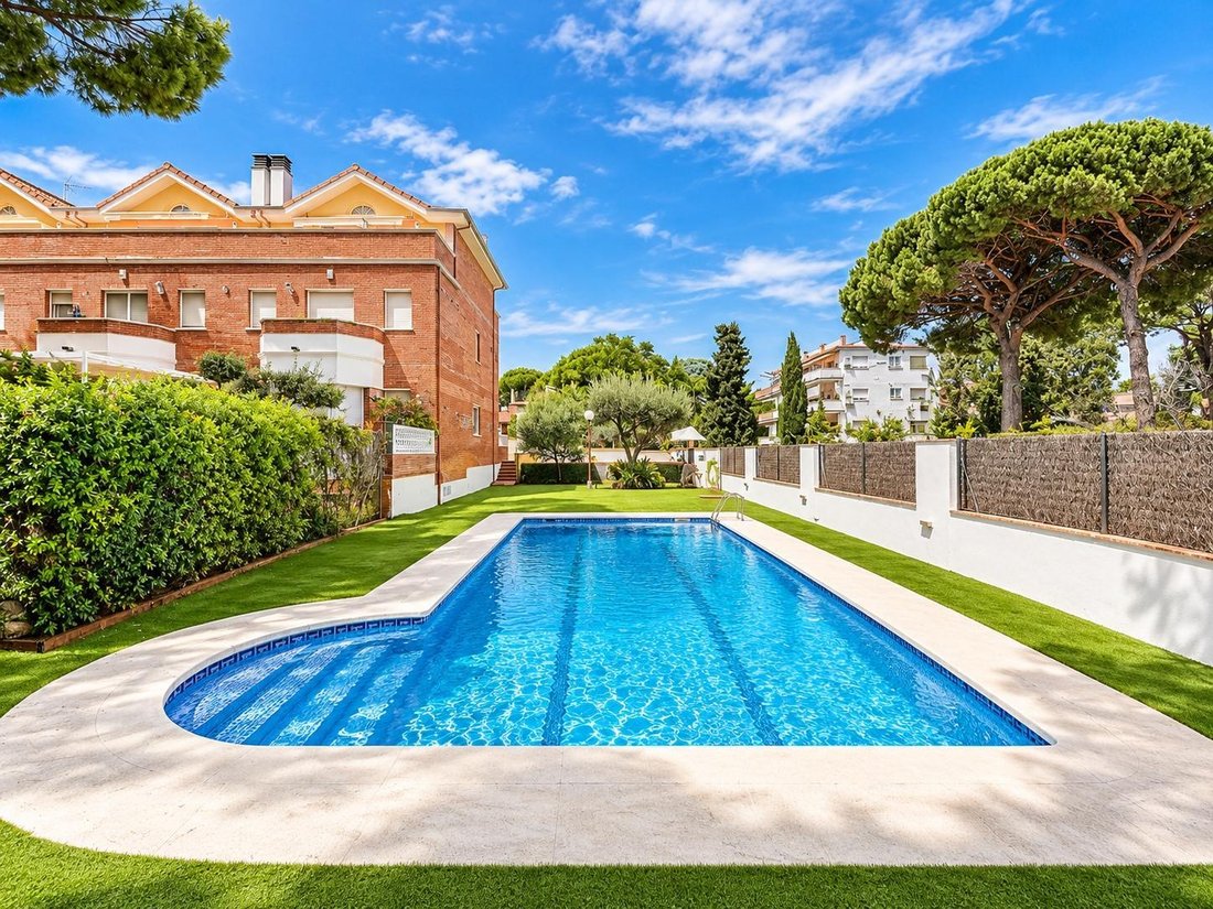 Villa en Casteldefels, Cataluña, España 1 - 19096682