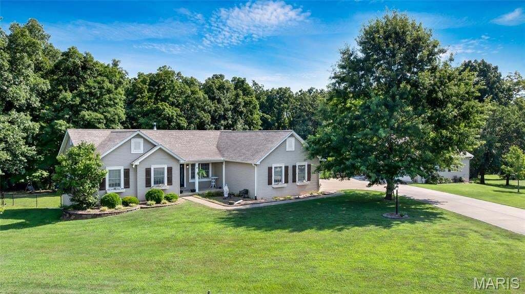 House in Troy, Missouri, United States 3 - 19096927