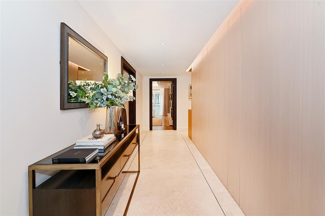Apartment in Knightsbridge, Kensington And Chelsea, England 5 - 19094528