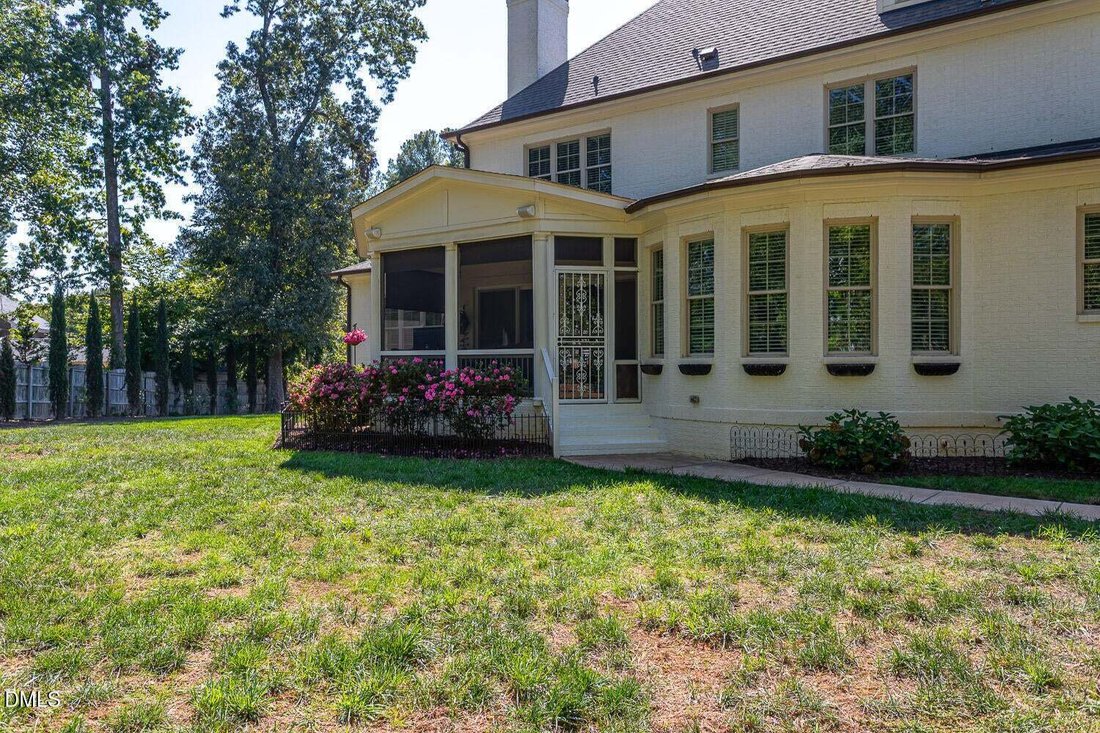 Maison à Raleigh, Caroline du Nord, États-Unis 4 - 19097106