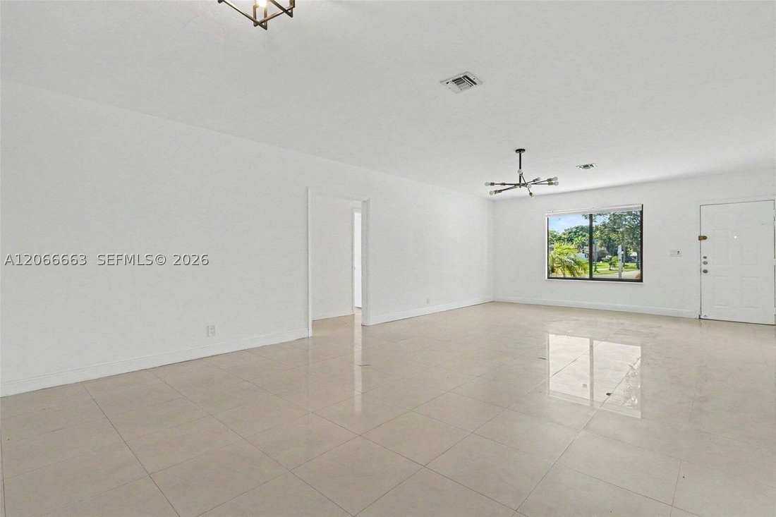 Casa en Miami, Florida, Estados Unidos 3 - 19097065