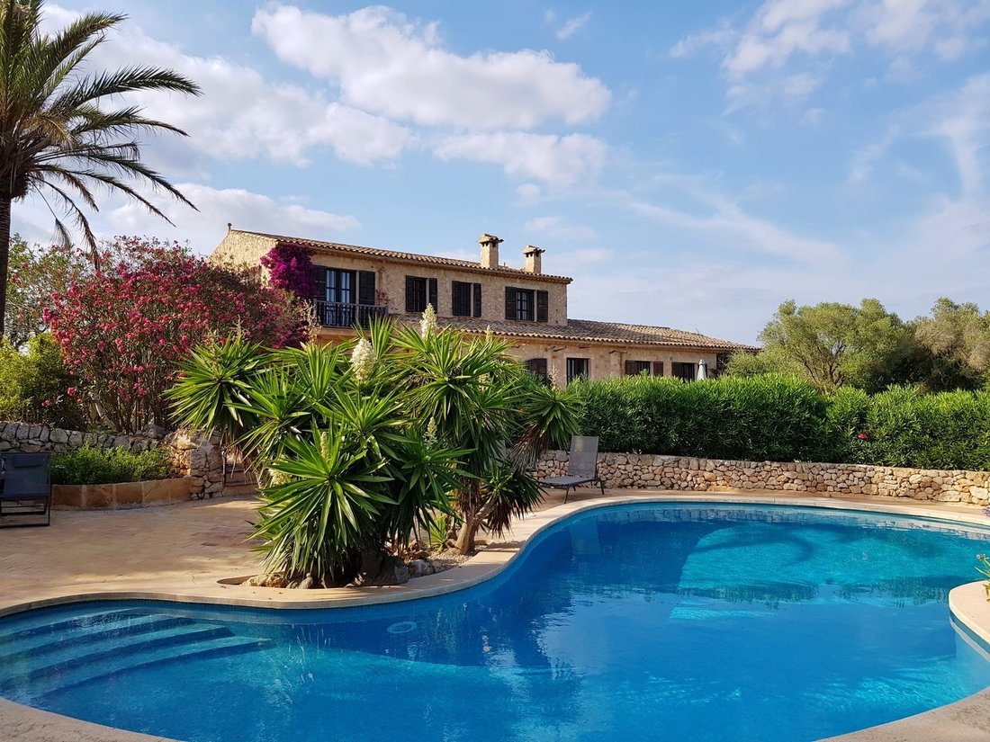 Finca à Sant Llorenç des Cardassar, Îles Baléares, Espagne 1 - 18244007