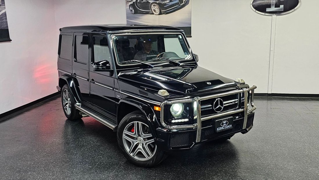 Suv in San Diego, CA, United States 2 - 19095378