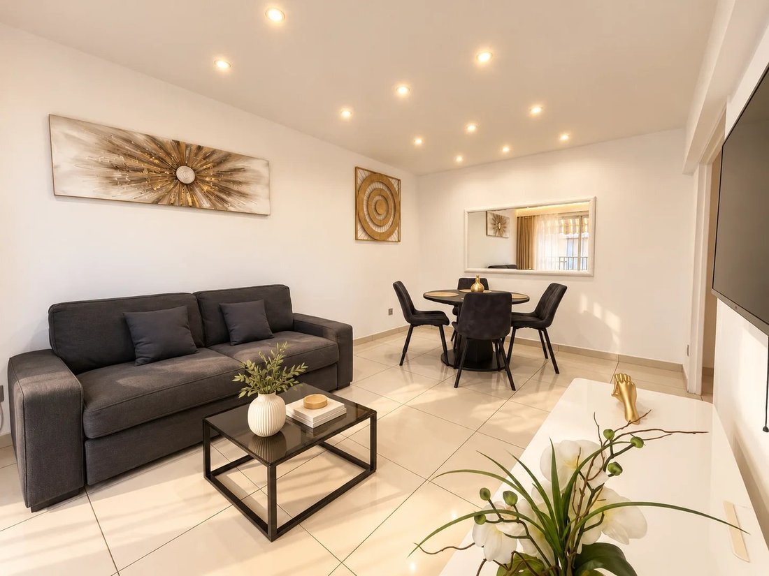 Appartamento a Cannes, Provenza-Alpi-Costa Azzurra, Francia 2 - 19097797
