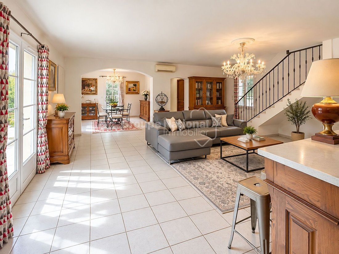 Casa en Noves, Provenza-Alpes-Costa Azul, Francia 2 - 17357116