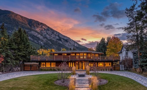 Haus in Banff, Alberta, Kanada 1