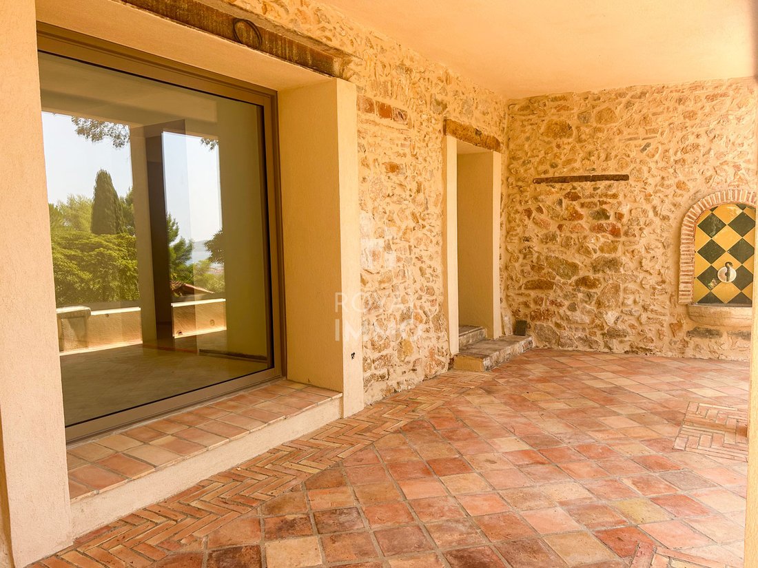 Maison à Le Faron-Fort-Rouge, Toulon, France 5 - 19095442
