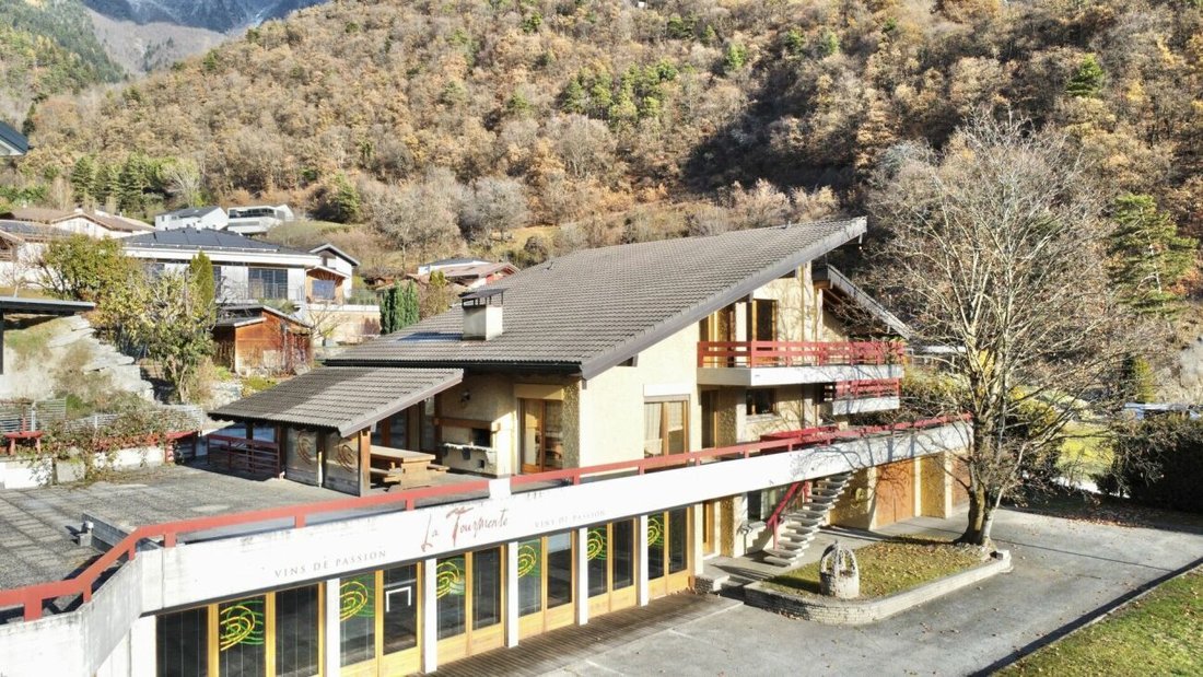 Andere in Tschamboss, Wallis, Schweiz 2 - 19094107