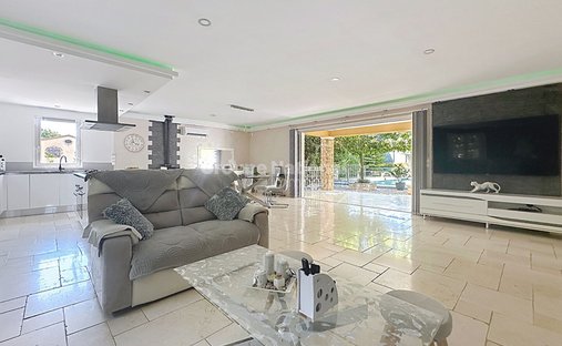 Villa in Grand'Piece-Die Ebenen, Mouans-Sartoux, Frankreich 1