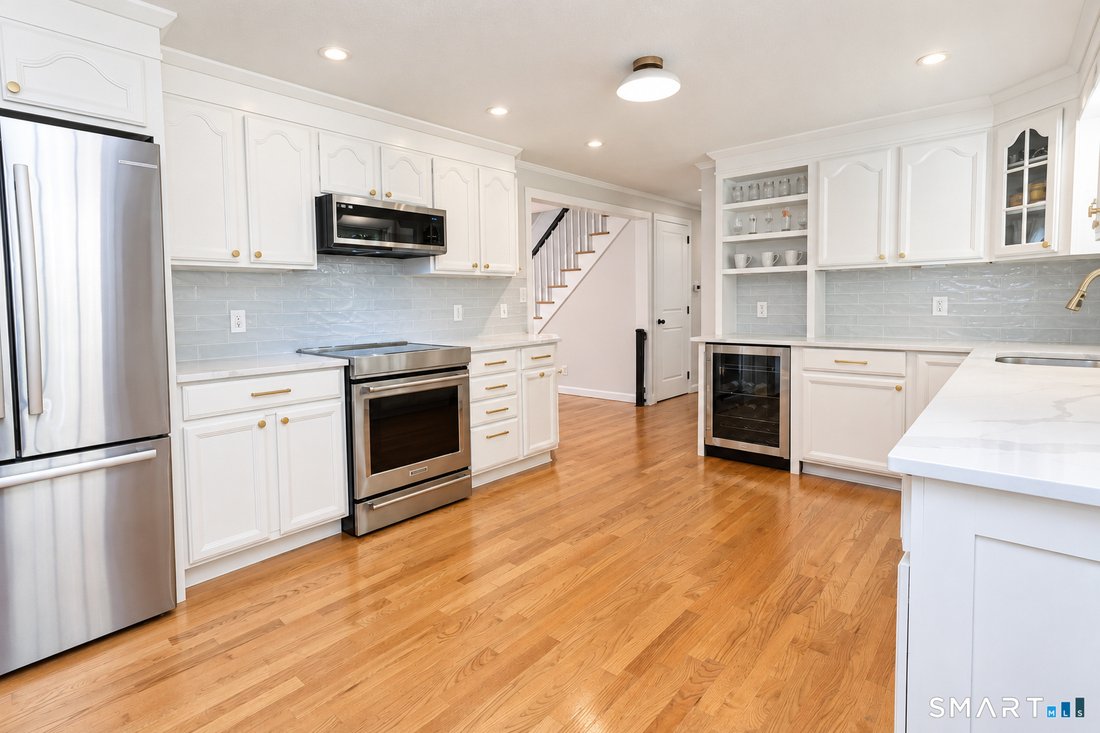 House in Simsbury, Connecticut, United States 3 - 19097760