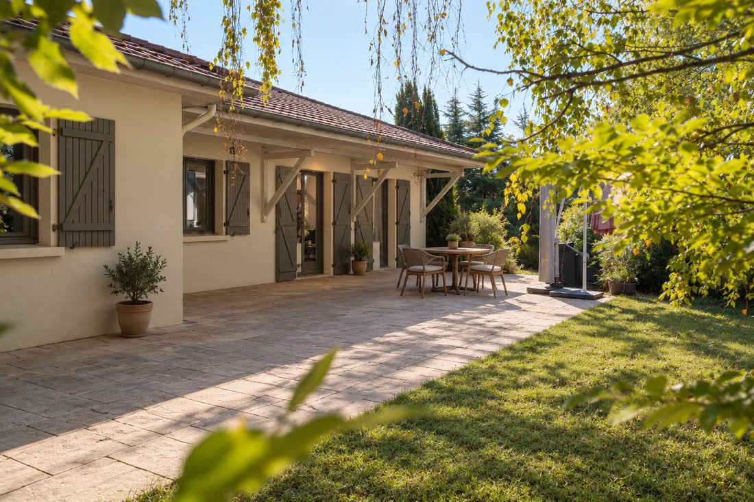 Haus in Sathonay-Village, Auvergne-Rhone-Alpen, Frankreich 3 - 19095321