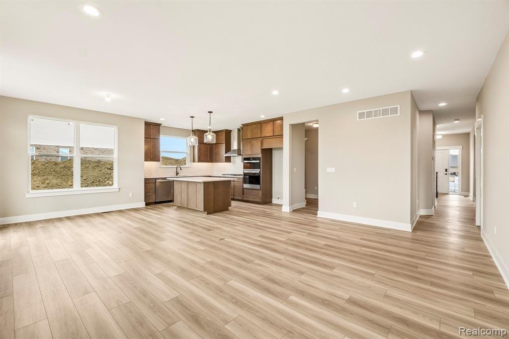 House in Howell, Michigan, United States 4 - 19094619