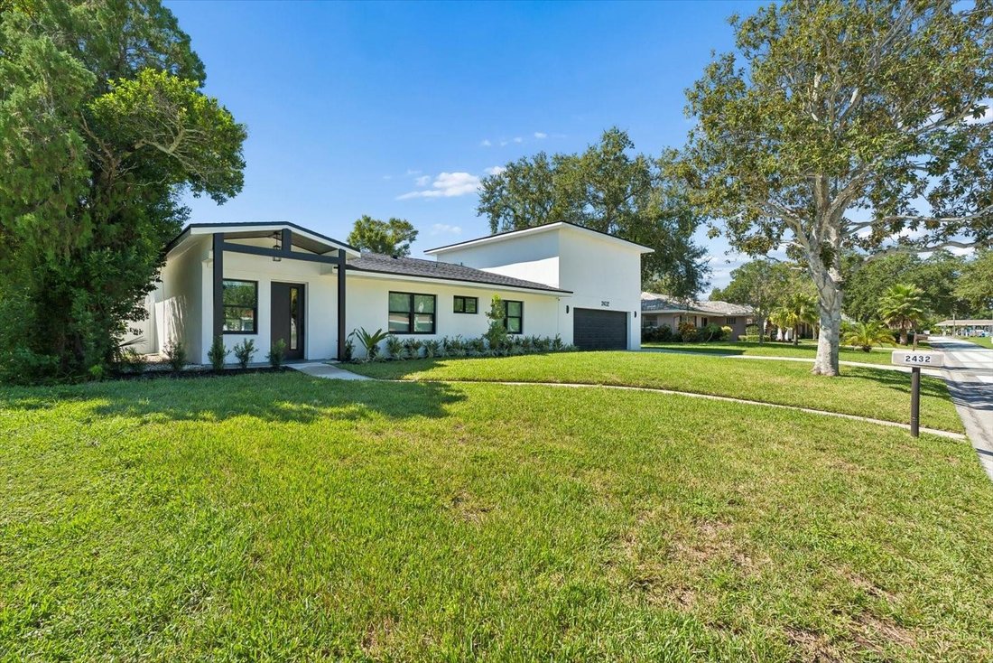 House in Largo, Florida, United States 3 - 19097011