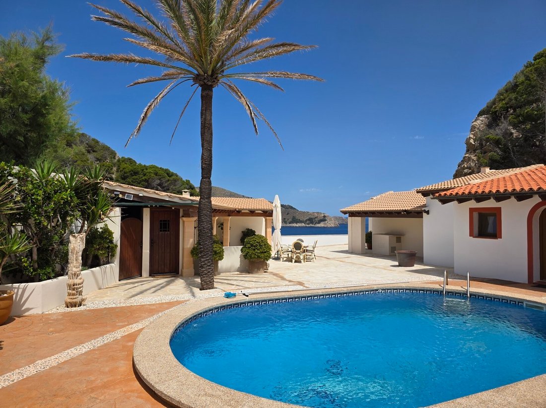Villa in Capdepera, Balearische Inseln, Spanien 1 - 19095602