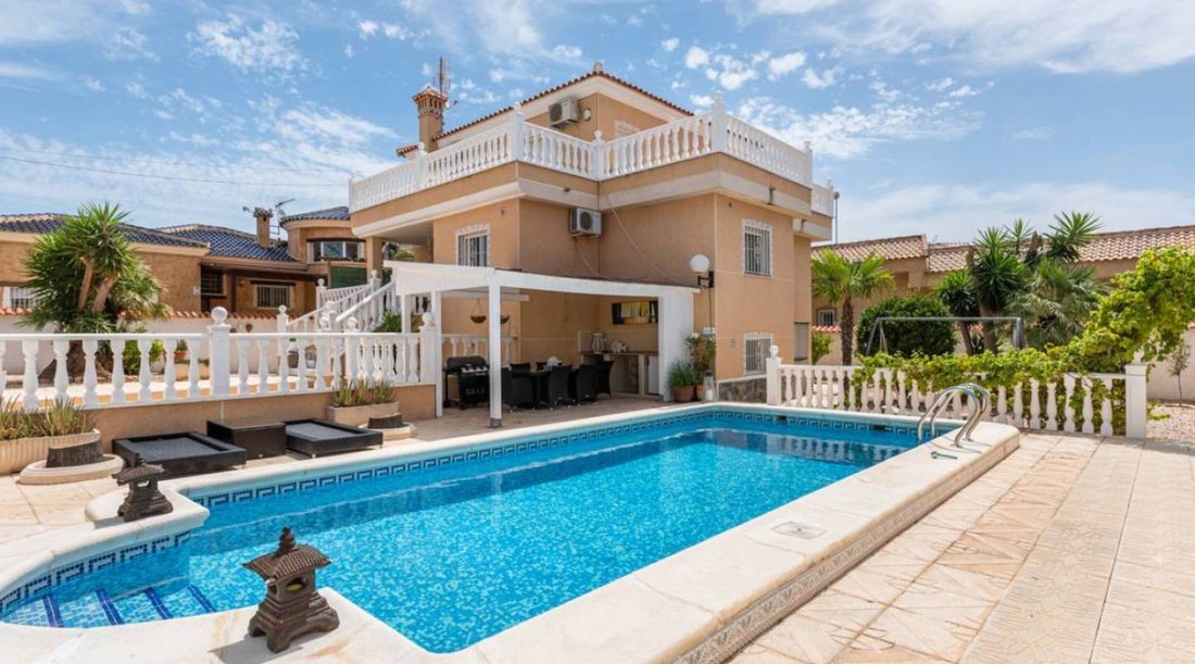 Villa in Quesada, Rojales, Land Valencia 1 - 19097748