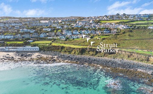 House in St. Ives, England 1