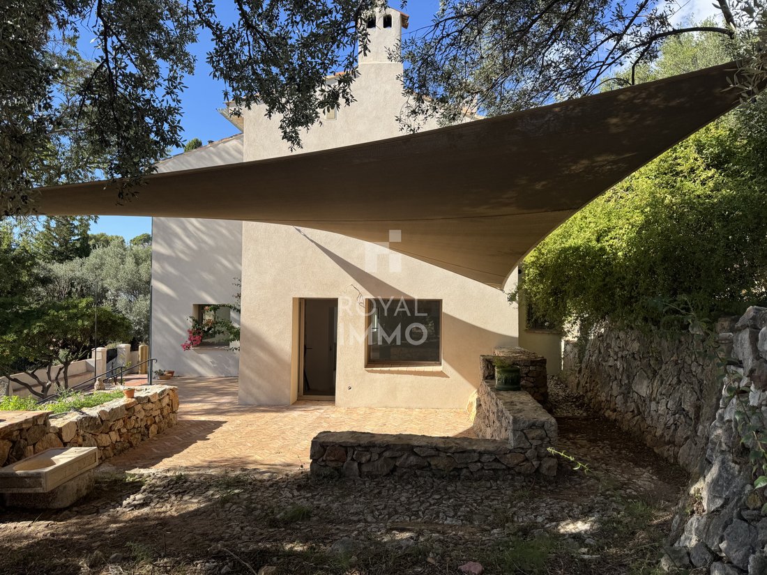 Maison à Le Faron-Fort-Rouge, Toulon, France 3 - 19095442