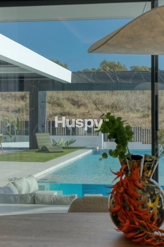 Villa in El Paraíso, Benahavís, Spanien 3 - 19097928
