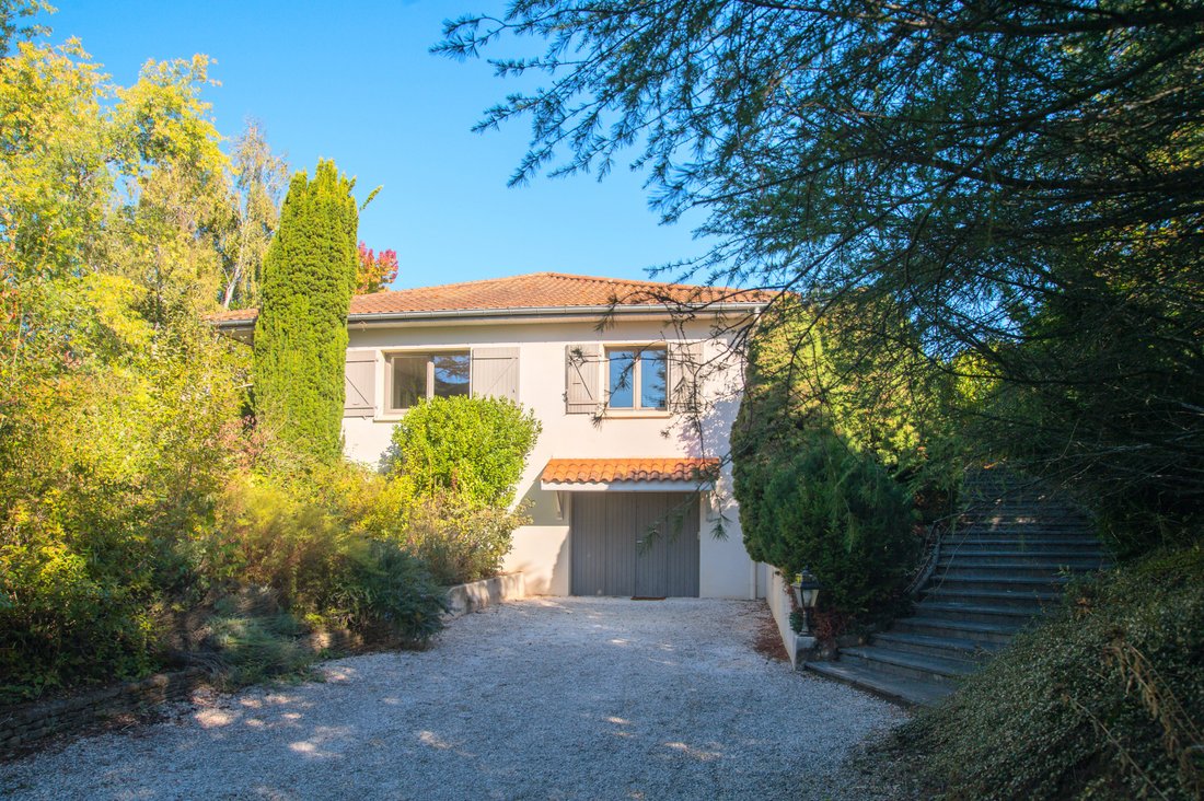 Haus in Sathonay-Village, Auvergne-Rhone-Alpen, Frankreich 2 - 19095321