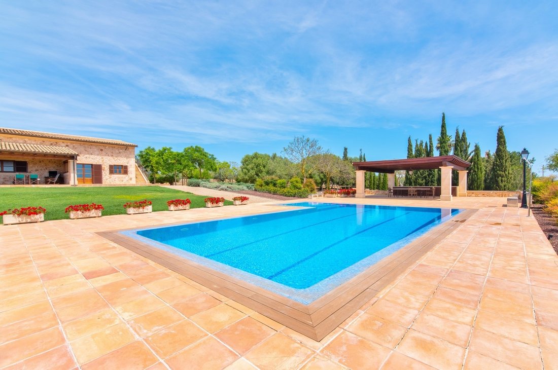 Finca in Manacor, Balearic Islands, Spain 3 - 18243806