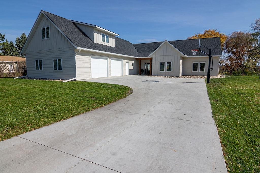 House in Alexandria, Minnesota, United States 1 - 19098740