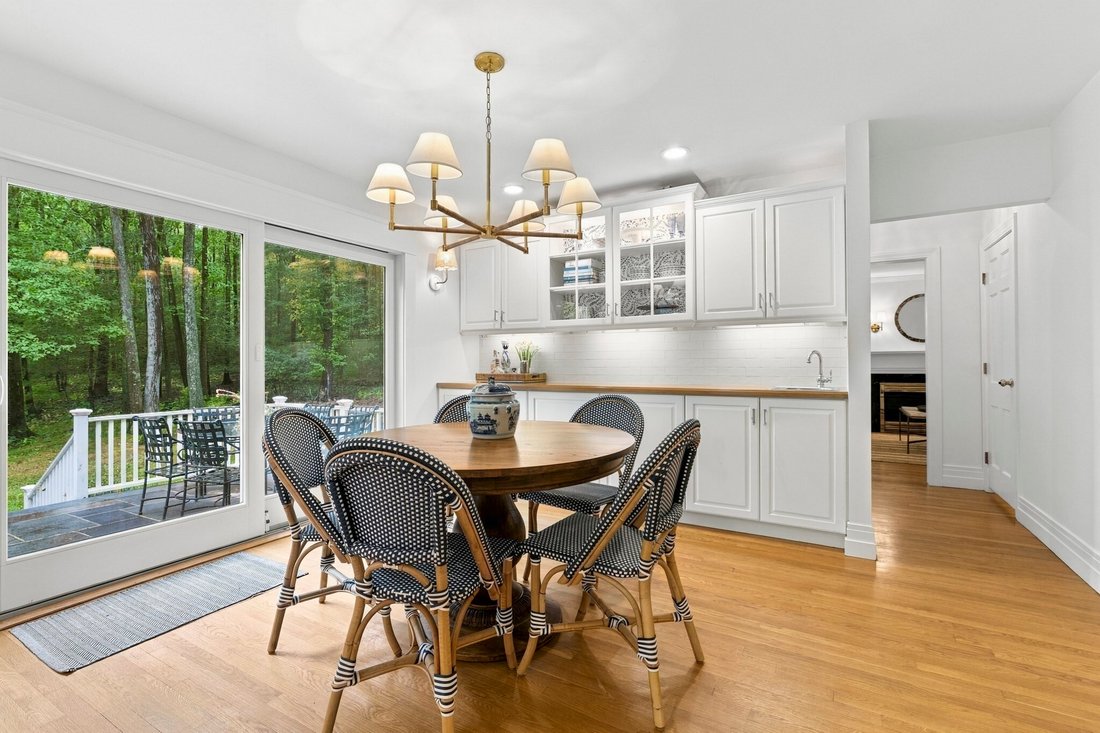 House in Weston, Massachusetts, United States 4 - 19097243