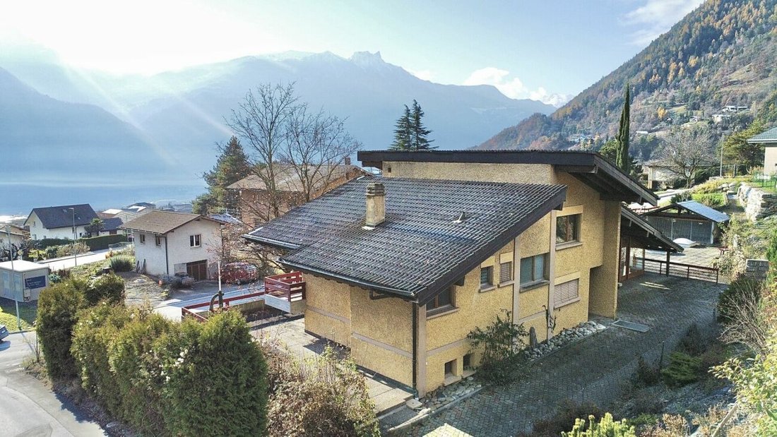 Andere in Tschamboss, Wallis, Schweiz 3 - 19094107