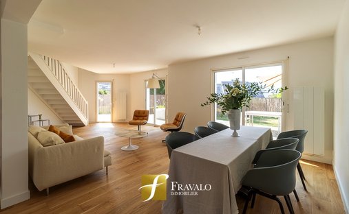 House in Zone Urbaine, Arradon, France 1