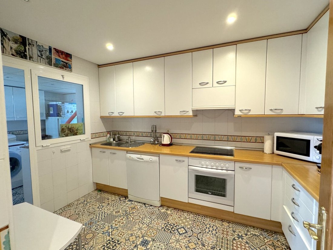 Apartment in Cancelada, Estepona, Andalusia 4 - 19094976