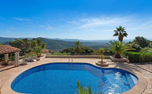 Landhaus in Esporles, Balearische Inseln, Spanien 1