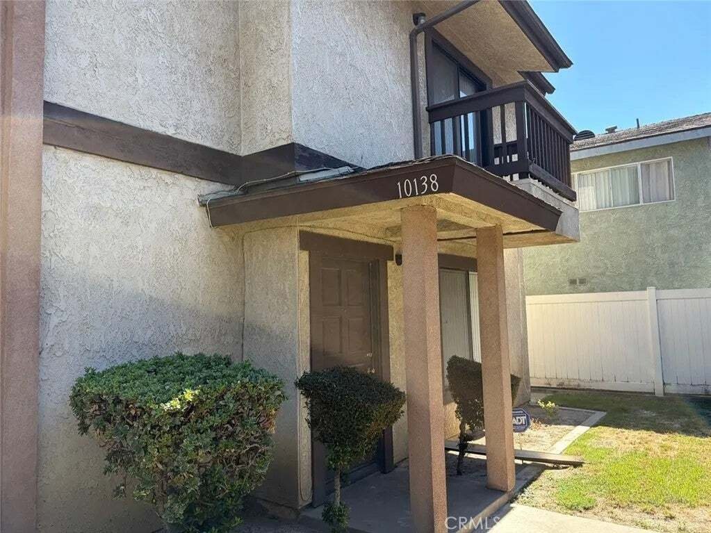 Condo in Bellflower, California, United States 5 - 19097182