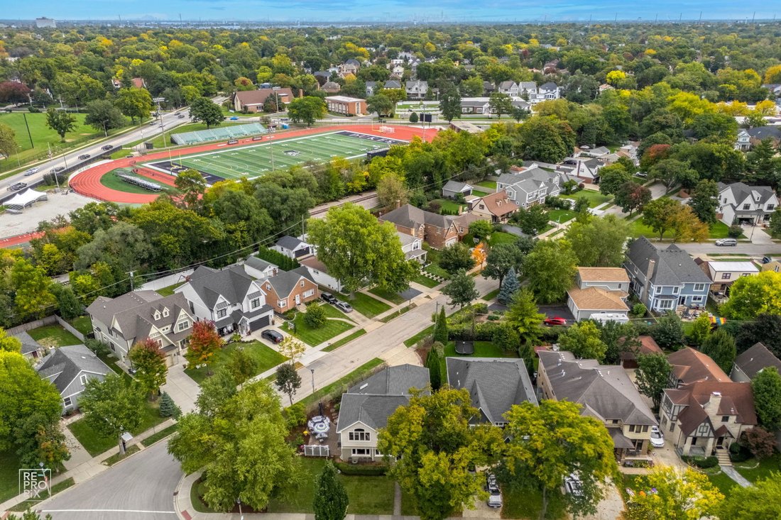 Haus in Elmhurst, Illinois, Vereinigte Staaten 4 - 19097353