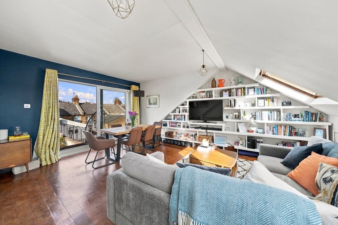 Apartment in Brondesbury, Brent, England 1 - 19094316