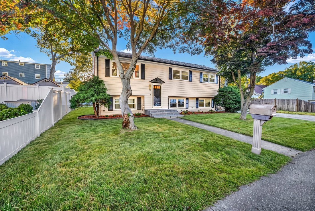 House in Saugus, Massachusetts, United States 2 - 19094846